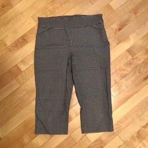 Reitmans Capris
